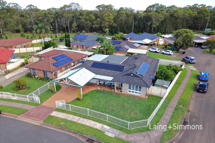 43 Nicolaidis Crescent