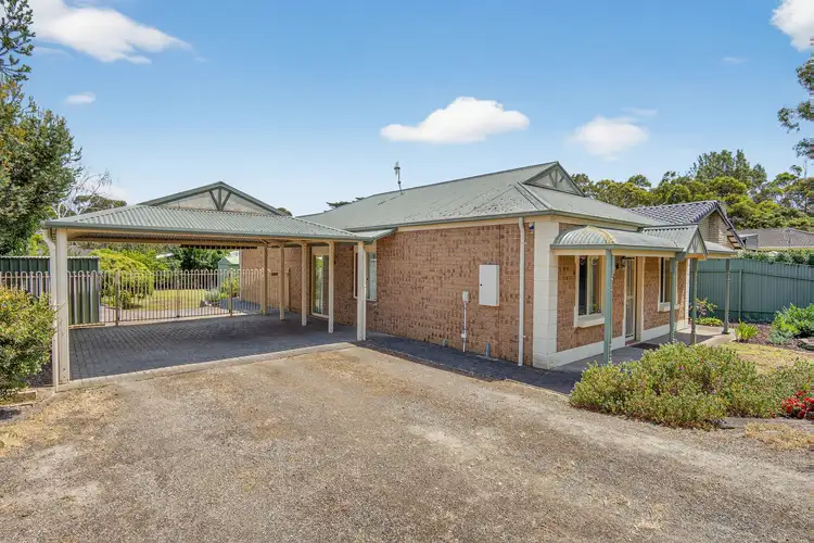 17 Holder Road