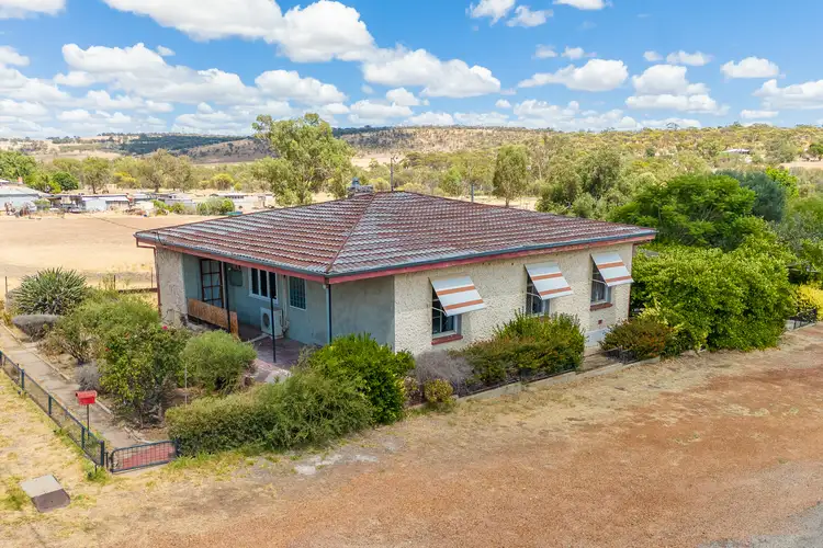 54 Burlong Road
