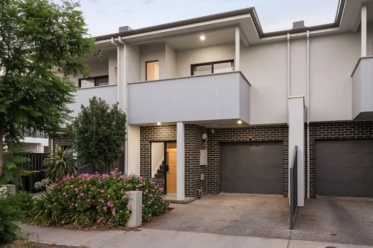 22B Warwick Avenue