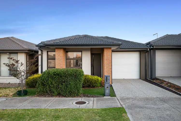 19 Stanmore Crescent