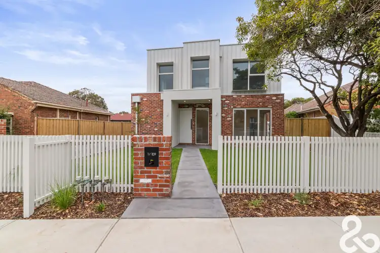 1/109 Cuthbert Road