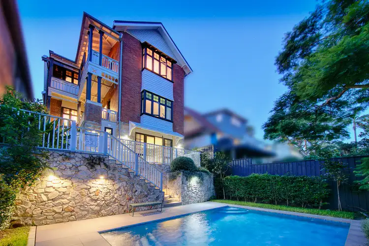 33 Clanalpine Street