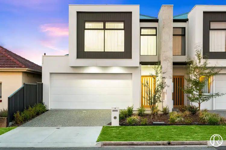 6 Hogben Street