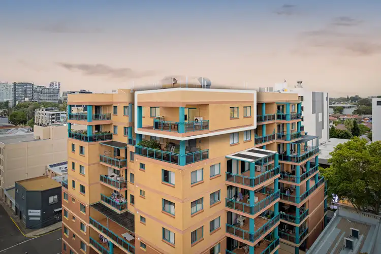 61/16-22 Burwood Road