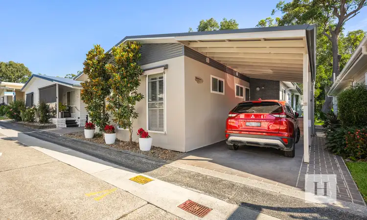 111/2 Macleay Drive