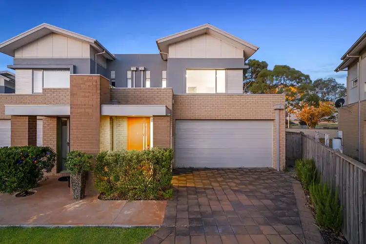 35 Broadbeach Circuit