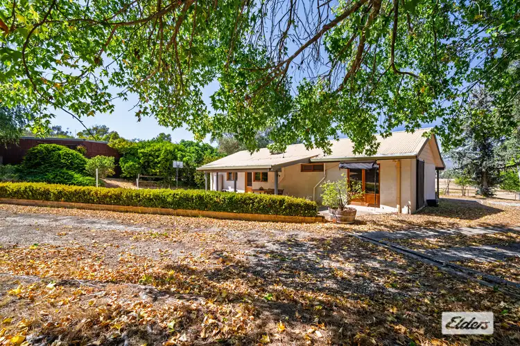 4 Speers Lane