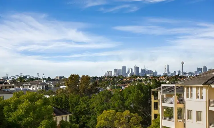 23/1 Blackwall Point Road