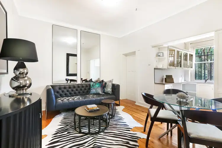 6/3A Farrell Avenue