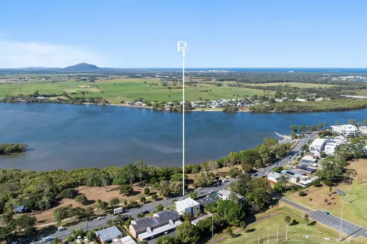 2/353 Bradman Avenue