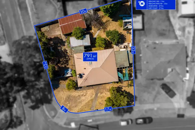 39 Camellia Crescent