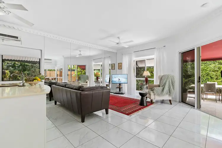 34 Myrtle Close