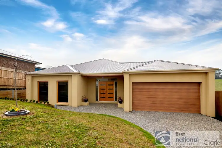52 Myrtle Crescent, Warragul VIC 3820