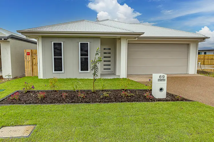 69 Riverlily Circuit