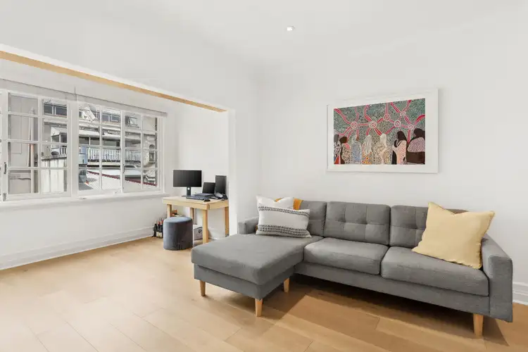 15/19 Kellett Street