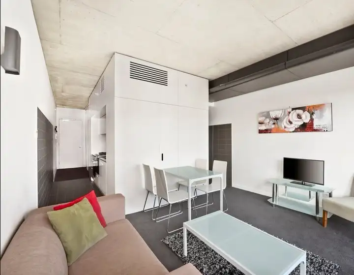 502/65 Coventry Street