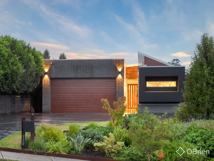 4 Jacaranda Court