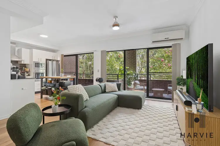 504/3-5 Clydesdale Place