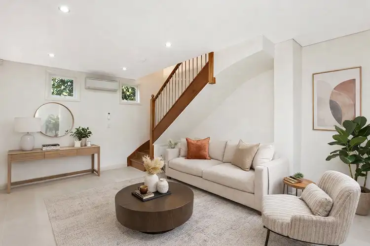 11/29 Annandale Street