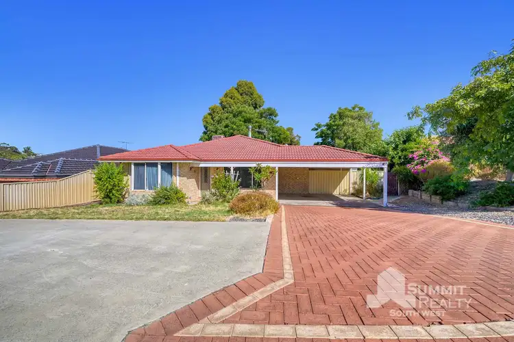 5 Thompson Place