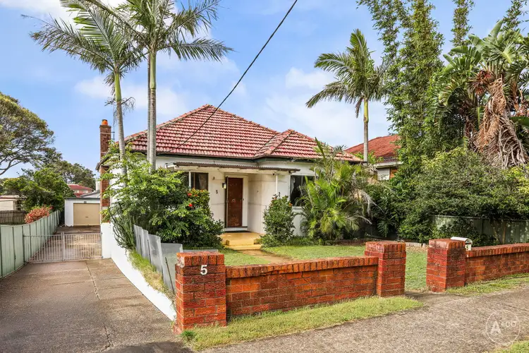 5 Hume Street