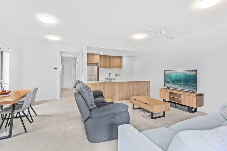 2/32 Dry Dock Road