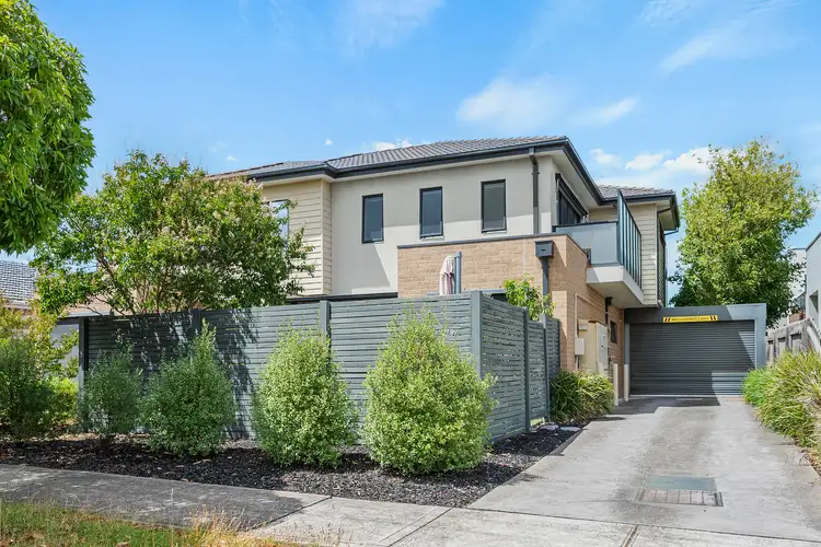 2/99 Barton Street