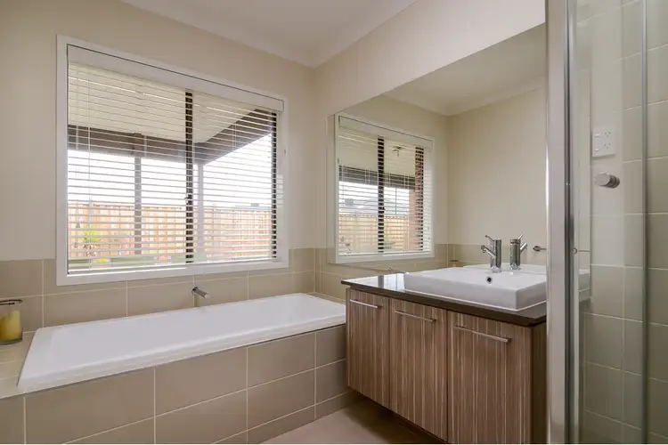 Sixth view of Homely house listing, 28 Maplewood Court, Cranbourne North VIC 3977
