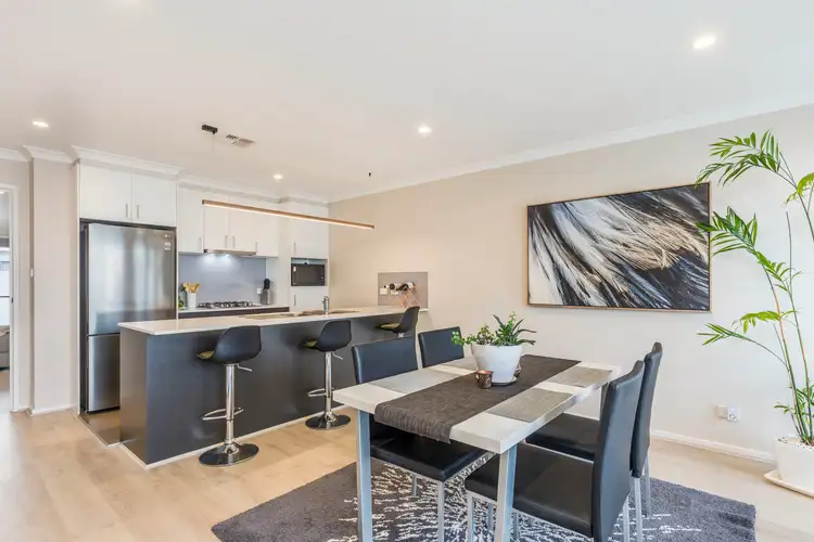 9/50 Henry Kendall Street