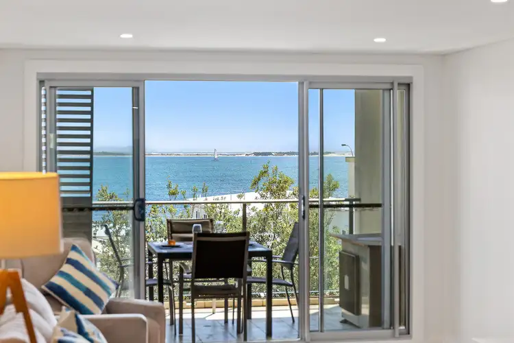 301/6-8 Bullecourt Street