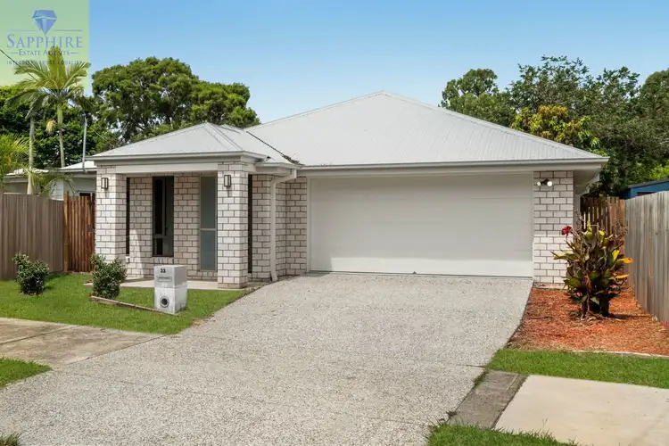 33 Macadamia Street