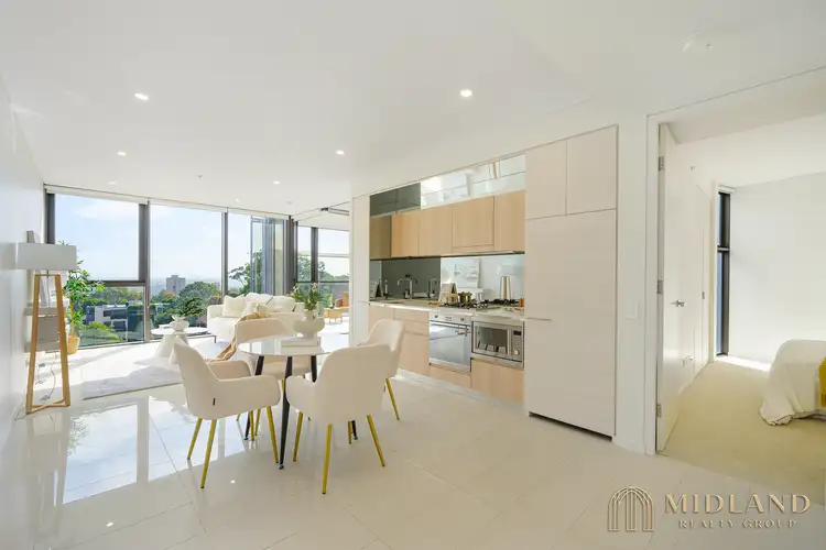 802/211 Pacific Highway