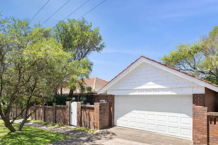 57 Upper Beach Street