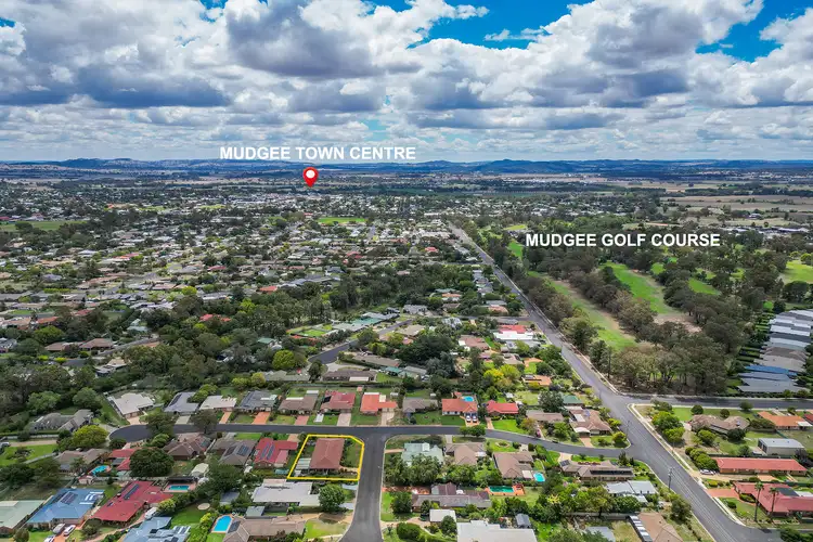 9 McGregor Place