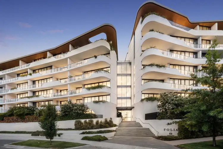 602/59 Stables Circuit