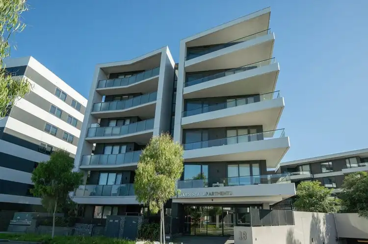 403/18 Lomandra Drive