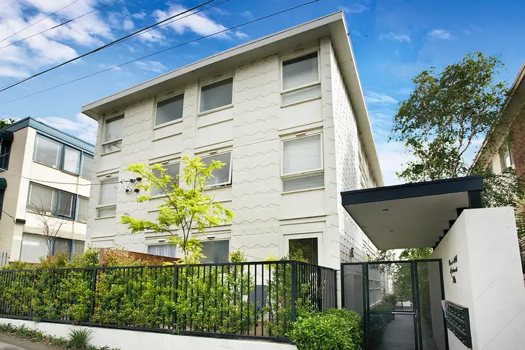 4/276A Domain Road