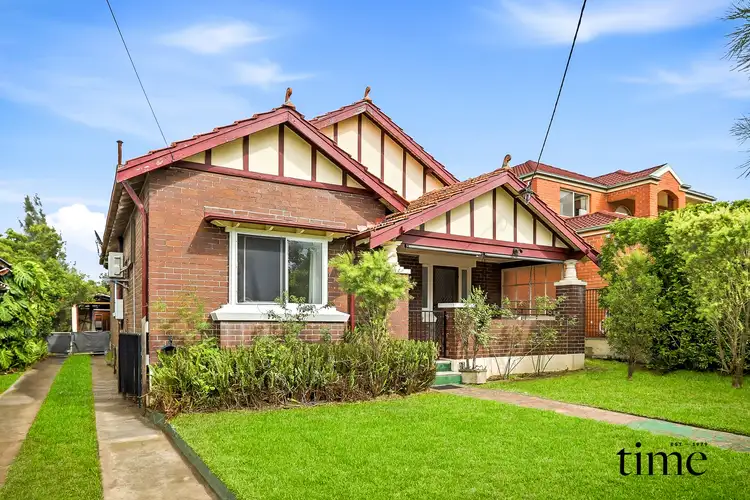 23 Great North Road