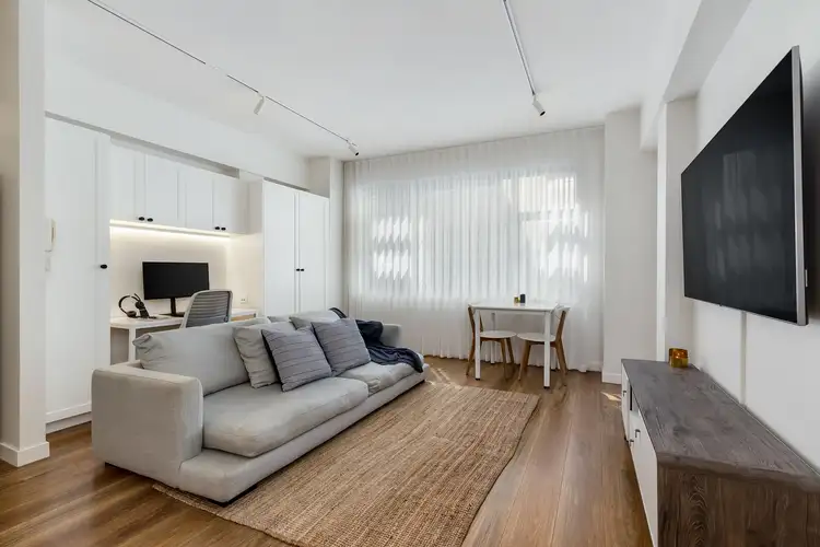 15/33-47 Goold Street