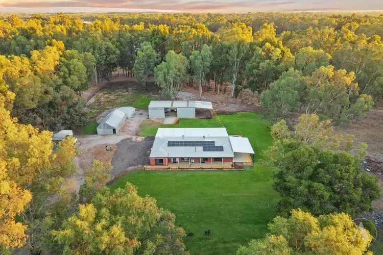 33 Stockmans Close