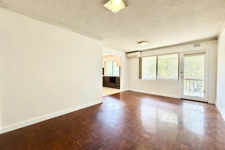 10/31 Campbell Street