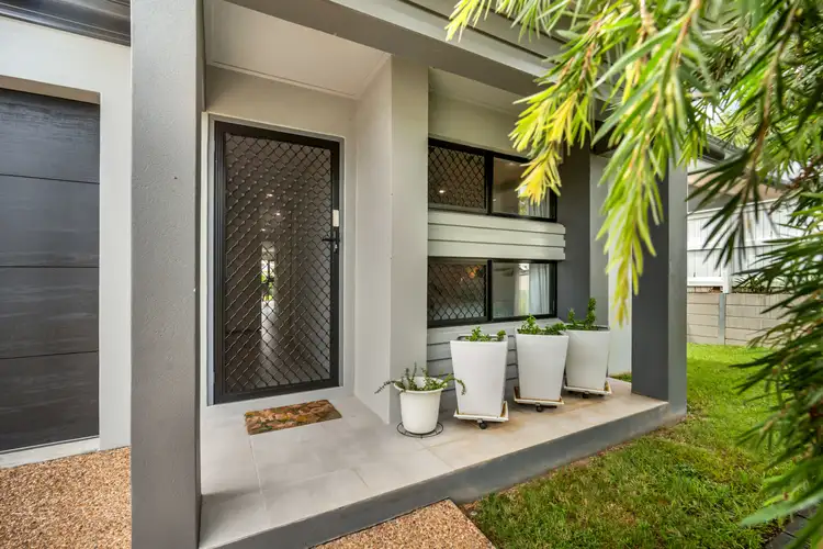 11 Splendour Circuit