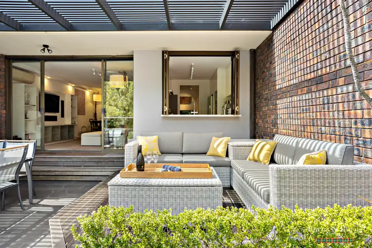 17/1208 Pacific Highway