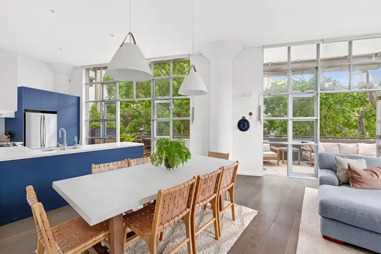 9/15-19 Boundary Street