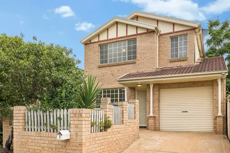 7 Berrara Close