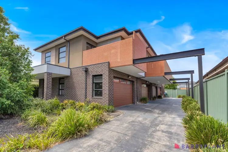 1/137 Middle Street
