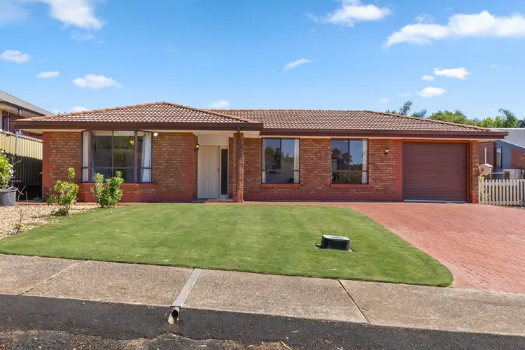 26 Ackland Hill Road