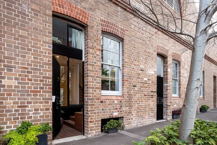 11c Australia Street