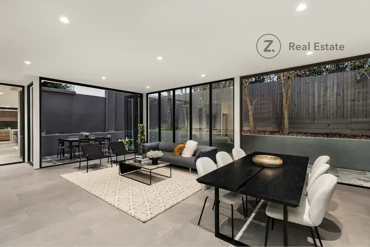 3/688 Toorak Road
